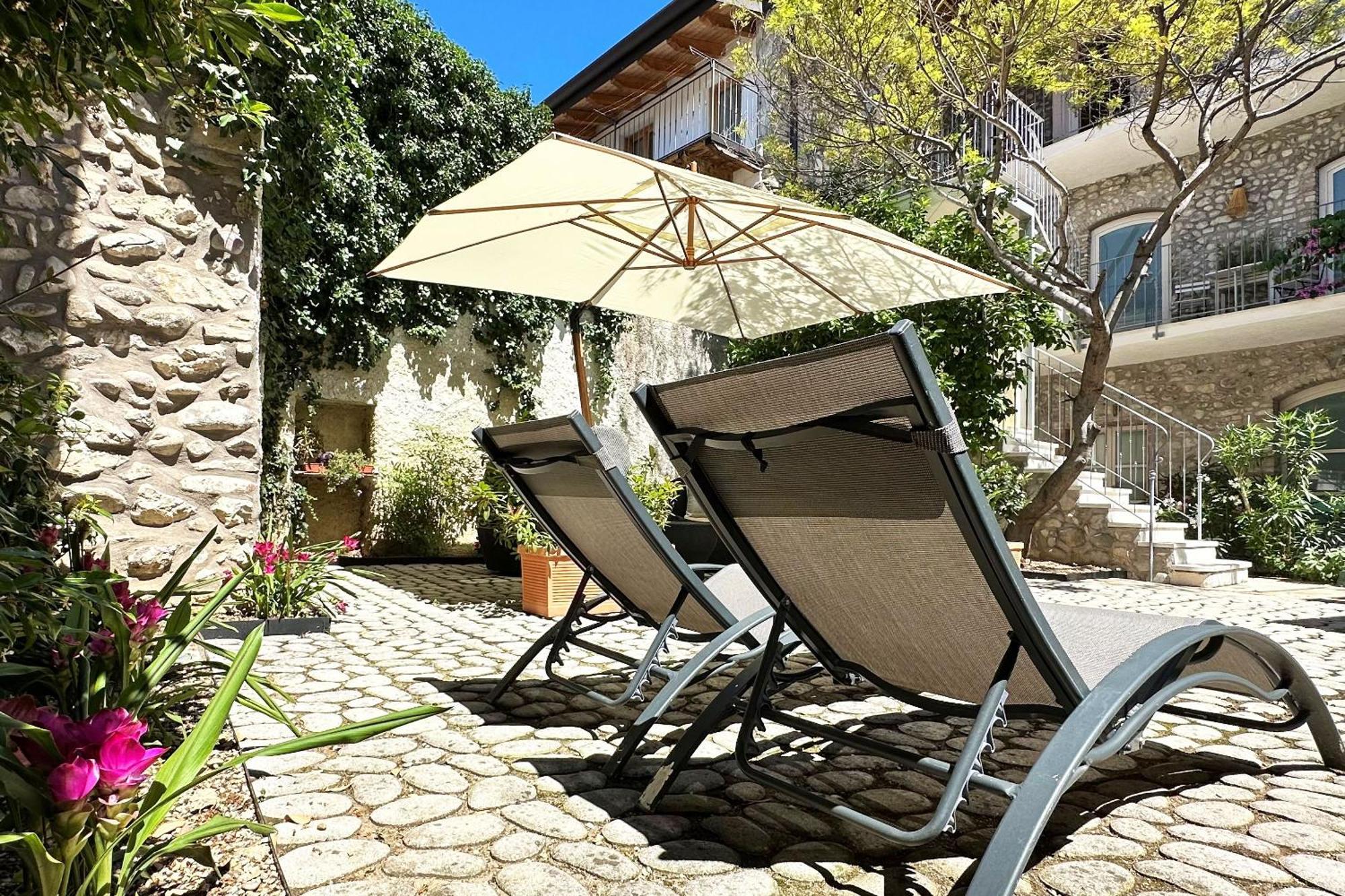 Apartamento Borgo Dei Sogni San Felice del Benaco Exterior foto